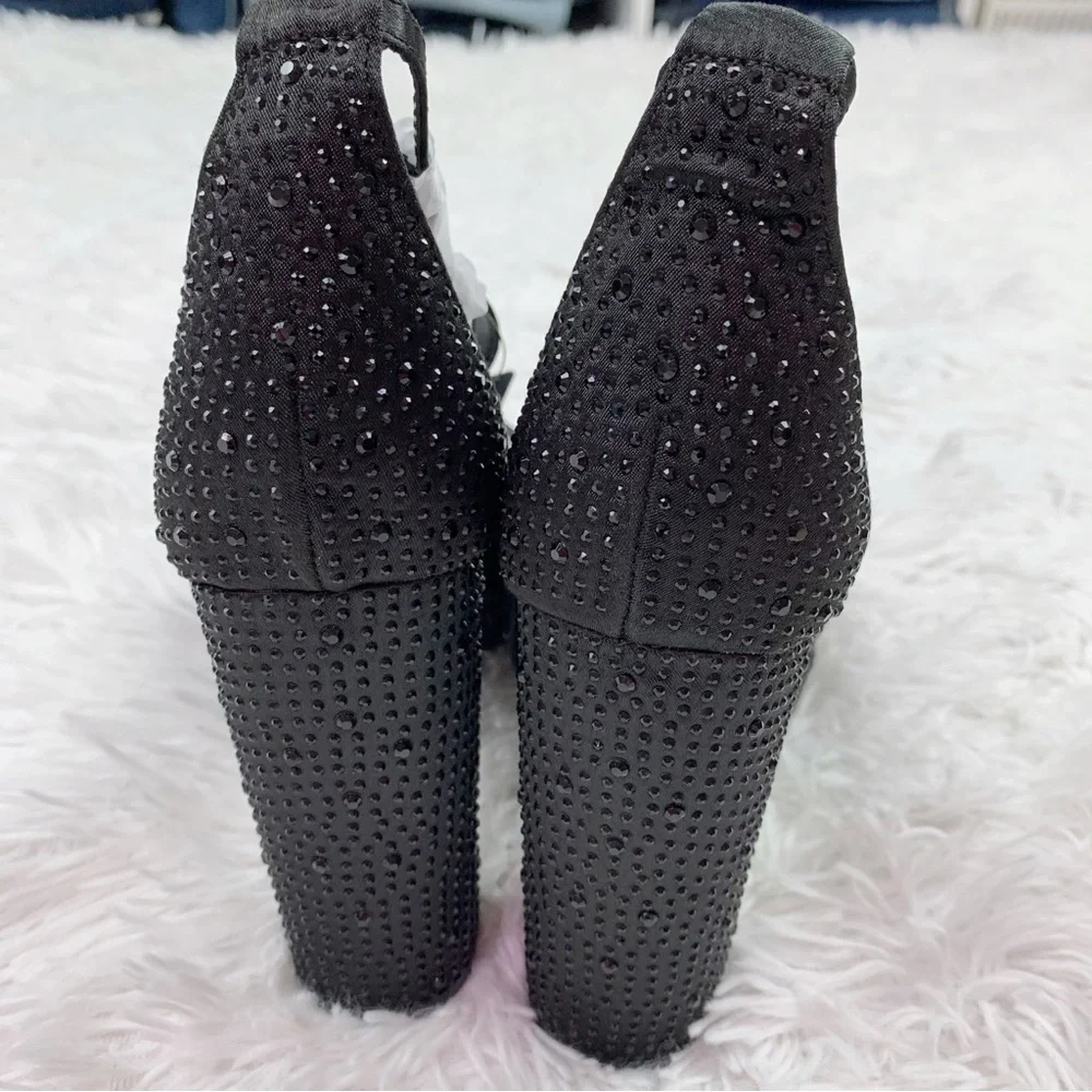 Express Rhinestone Closed Pointed Toe‎ Platform Pumps
